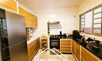 Imagem 5: Sobrado à venda no Jardim Luso, com 3 dormitórios, espaço gourmet, e uma vaga