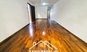 Imagem 2: Sobrado à venda com 3 dormitórios, suíte, e 2 vagas de garagens