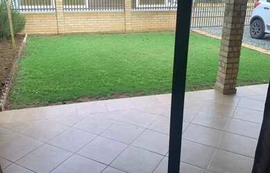 Imagem 3: Casa a 550 metros do mar na praia do quilombo