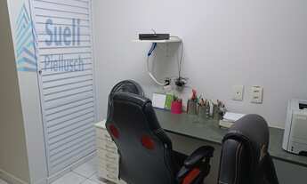 Imagem 5: Casa reformada com boa localização-3 vagas-próximo a supermercado-banco-aceita financiamen