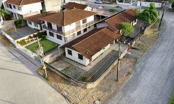 Imagem: Terreno de esquina em rua sem saída próximo