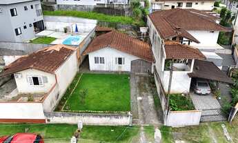 Imagem 4: Terreno para construção de geminado localizado entre Iririú e Saguaçu com possibilidade de