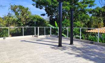 Imagem 6: Sobrado a venda em Itamambuca com 8 suites. apenas 130mts da praia