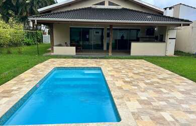 Imagem 2: Excelente caso à venda Em condomínio no Horto Florestal Ubatuba