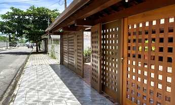 Imagem: Excelente casa há poucos passos do mar