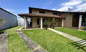 Imagem: Casa com 6 suítes e 710 m² de terreno