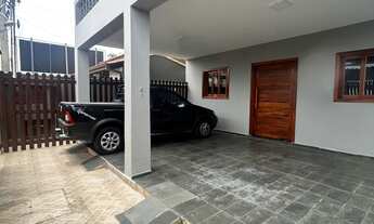 Imagem 3: Casa a venda na barra da lagoa melhor região de Ubatuba com 6 dormitórios