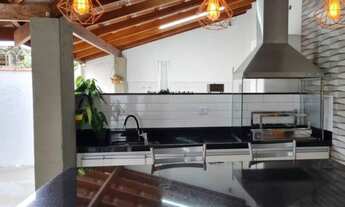 Imagem 7: Casa a Venda No Centro De Ubatuba com 451 m² de terreno e 330 m² de área construída