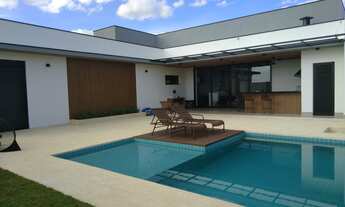 Imagem 3: Maravilhosa propriedade com 3 suítes, sala ampla integrada, churrasqueira e piscina