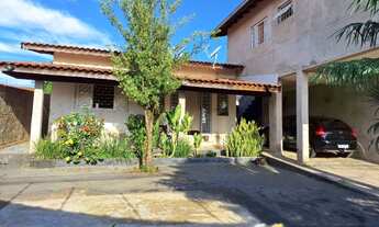 Imagem: Casa com edícula a venda em Jaguariúna