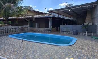 Imagem: Chácara à venda em Jaguariúna-SP 3 quartos