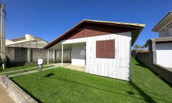 Imagem: Casa à Venda Próxima ao Mar, 3 Quartos