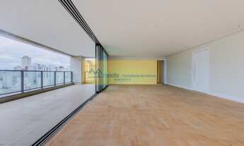 Imagem: 4 dormitórios na Rua Doutor Veiga Filho