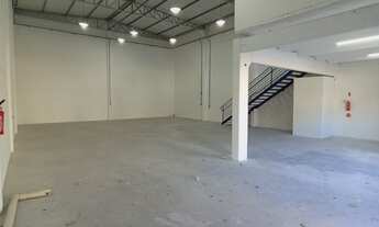 Imagem 6: Aluguel de galpões na Rua Otávio A. Duarte, 228, XV de Novembro. Espaço de 286,56m² ideal