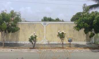 Imagem: Casa TÉRREA com Piscina em via Pública