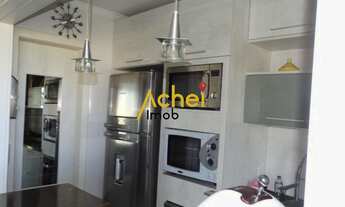 Imagem 5: Cobertura de 2 dormitórios toda reformada, opção para 3 com 2 vagas separadas no bairro m