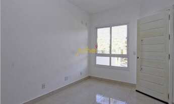 Imagem 6: Imperdível oportunidade: Casa à venda em Porto Alegre-RS, bairro Guaruja, 3 quartos, 1 suí