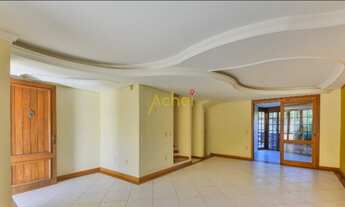 Imagem 2: Casa a venda 4 Dormitórios, Sendo 4 Suites, 2 Vagas a venda na Tristeza- Porto Alegre