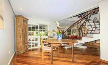 Imagem 3: Vende casa em condomínio, com 192m², 4 dormitórios, 2 suítes, 2 vagas, no Bairro Jardim Is