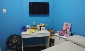 Imagem 7: Apartamento com 3 quartos, 02 banheiros no bairro Azenha em Porto Alegre