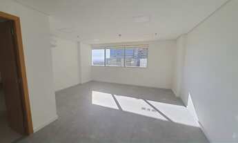 Imagem: SALA COMERCIAL NO DF PLAZA REFORMADA ACEITA