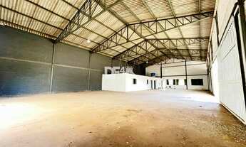 Imagem 4: TERRENO COM 2 GALPÕES, 4.560,00m²