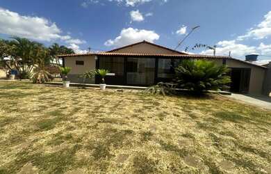 Imagem 3: CASA EM ARNIQUEIRAS, 2300m², 4 QUARTOS