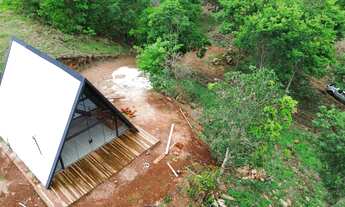 Imagem 3: Chácara em Pirenópolis - GO, 1 Casa Principal,5 Chalés, 200m² Área Construída, 2,5 Hectare