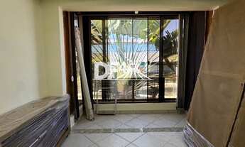 Imagem 5: Apartamento nascente localizado no 1 andar, oferecendo praticidade e conforto em uma das r