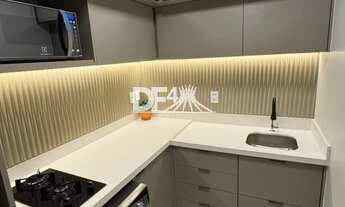 Imagem 7: Studio de 25,47m² foi totalmente reformado com acabamentos de alto padrão, pensado para of