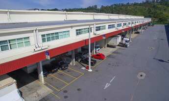 Imagem: GALPÃO LOGÍSTICO EM CONDOMÍNIO FECHADO