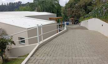 Imagem 3: CASA/CHÁCARA NOVA e MODERNA - A.C- 600m²/ 5 SUITES - PÉ NA ÁGUA - CONDOMÍNIO RECANTO DOS P