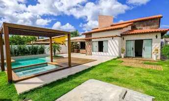 Imagem 2: Casa recém reformada 6/4, sendo 2 suítes localizada a 150 metros da praia - Guarajuba - Ca