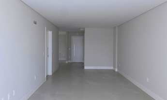 Imagem 3: Apartamento 3 suítes e 3 vagas com hobby box - Centro