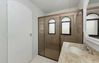 Imagem 7: Elegante apartamento à venda em São Paulo-SP, no Jardim Marajoara, 4 quartos, 4 suítes, 5