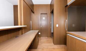 Imagem 5: Oportunidade única: sala comercial à venda no Centro de Curitiba-PR, com 1 banheiro, 1 vag