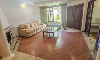 Imagem 2: Casa Residencial à venda no centro de Campo Largo - PR