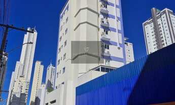 Imagem 4: Apartamento à venda em Balneário Camboriú próximo a Roda Gigante com 3 suítes