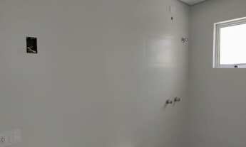 Imagem 6: Sobrado Novo de Alto Padrão com Terraço Amplo e Acabamento Premium no Bairro Portão!