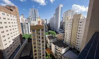 Imagem 4: Oportunidade única: sala comercial à venda no Centro de Curitiba-PR, com 1 banheiro, 1 vag