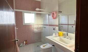 Imagem 4: Imóvel de luxo em condomínio exclusivo em Santana de Parnaíba-SP, com 3 suítes, 2 salas e