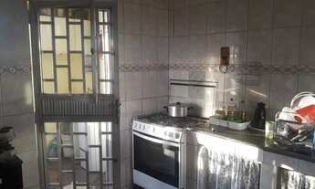 Imagem: 4 dormitórios na Rua Carqueja