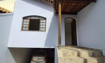 Imagem: Casa ampla, e aconchegante em um dos bairros