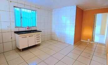 Imagem 4: Casa para locação na Vila Lutécia, Santo André-SP: 1 quarto, 1 suíte, 1 sala, 1 banheiro