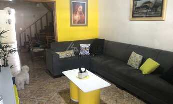 Imagem: Casa com 4 quartos, sendo 2 suítes para