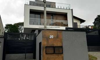 Imagem 4: Sobrado novo com 3 dormitórios no bairro Uberaba - Acabamento alto padrão