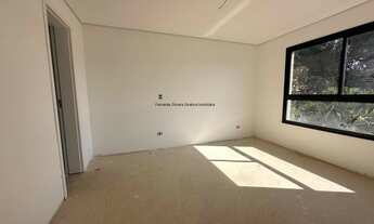 Imagem 7: Sobrado à venda em Curitiba-PR, Santa Cândida: 3 quartos, 1 suíte, 113,49m², 2 vagas de ga