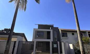 Imagem 4: Sobrado à venda em Curitiba-PR, Santa Cândida: 3 quartos, 1 suíte, 113,49m², 2 vagas de ga