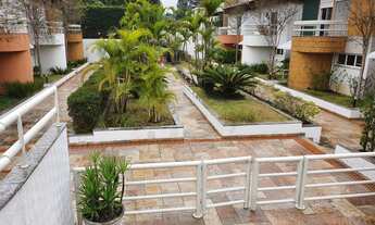 Imagem 4: Imponente casa em condomínio no Alto de Pinheiros: 4 quartos, 4 suítes, 3 salas, 6 banheir