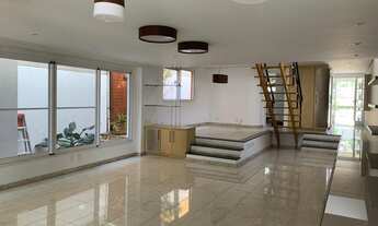 Imagem 6: Imponente casa em condomínio no Alto de Pinheiros: 4 quartos, 4 suítes, 3 salas, 6 banheir